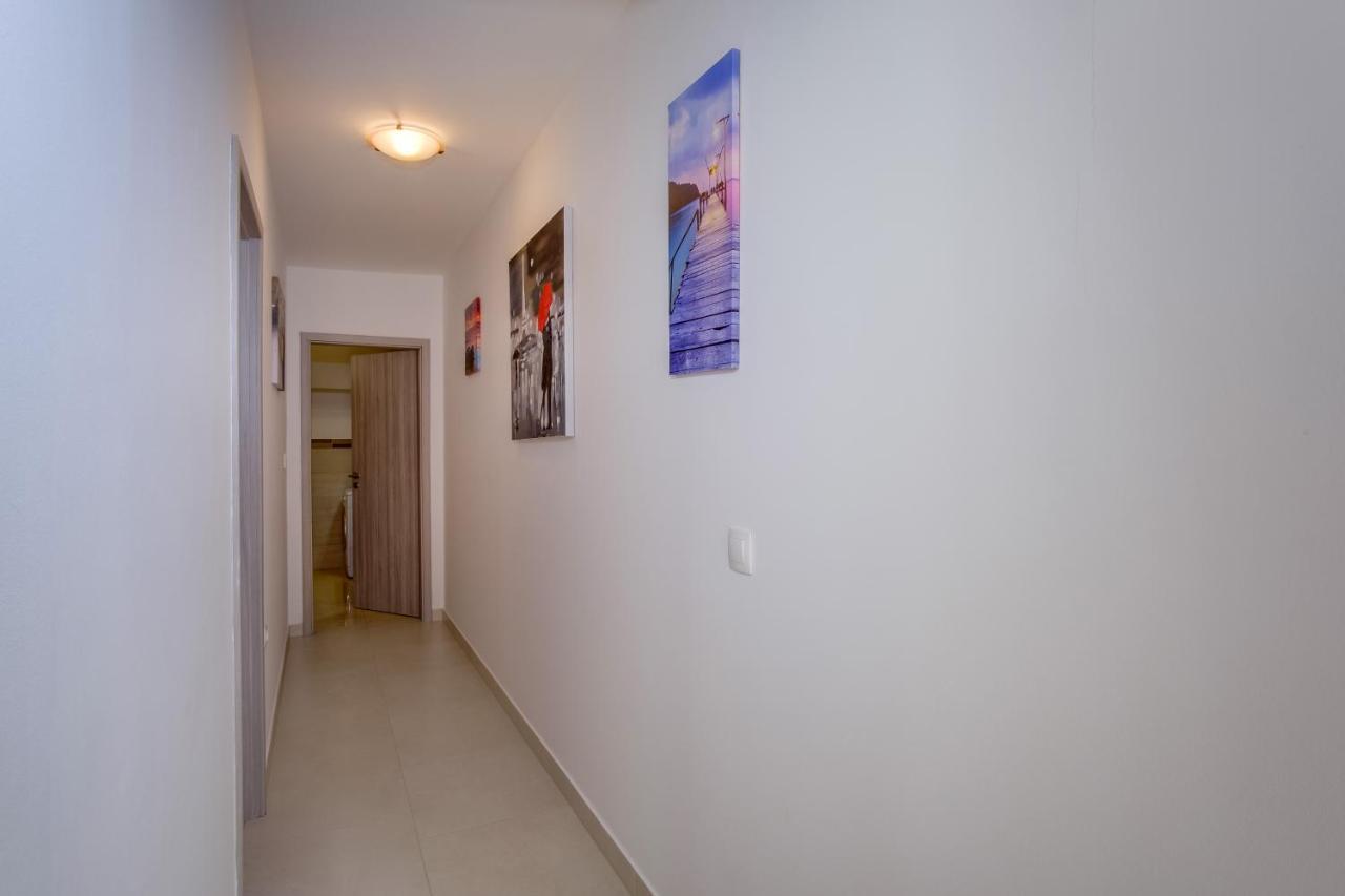 Apartment Angela Čunski Exteriör bild